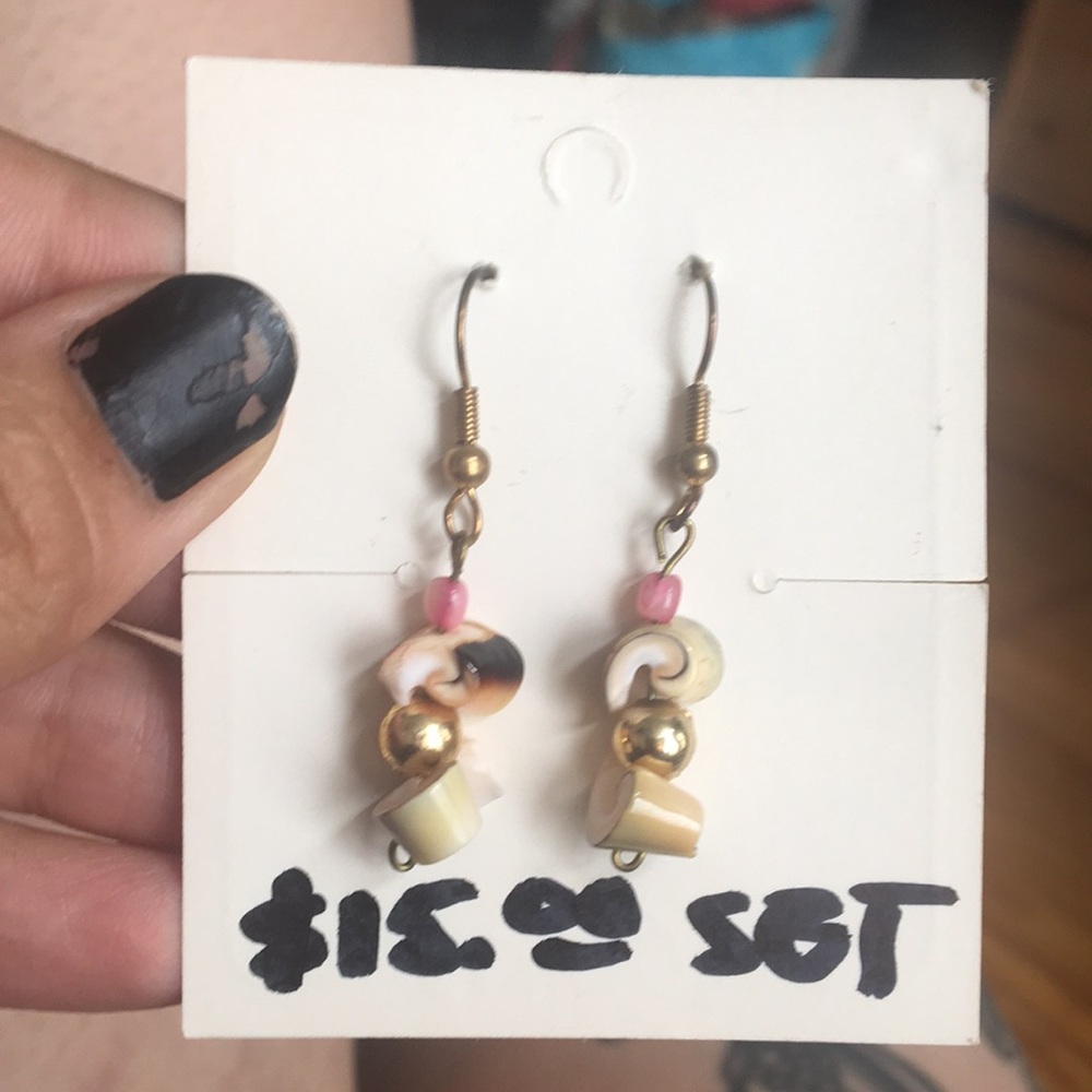 Handmade shell earrings from the Phillipines